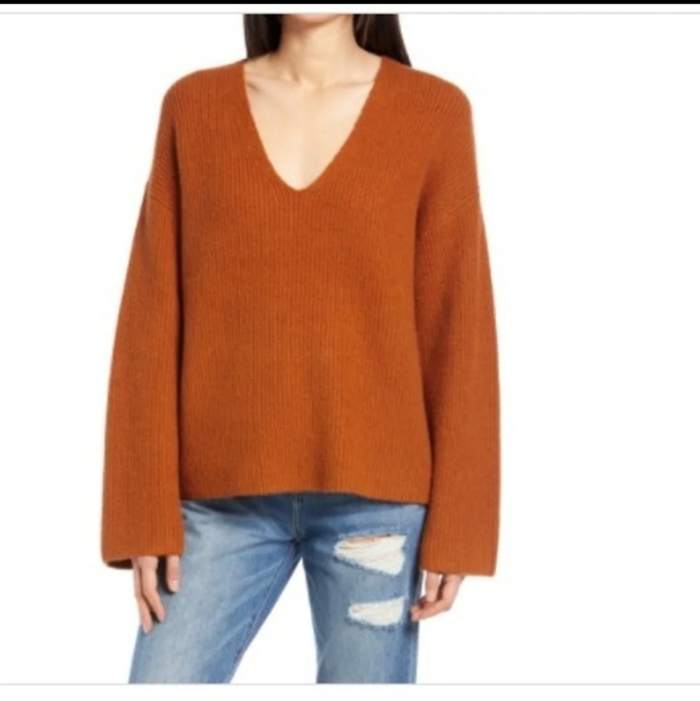 Treasure & Bond Women's Oversized V-neck Sweater Rust Orange Extra Small Shirt